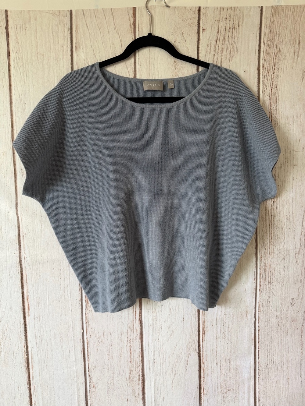 Cyrus Blue Ribbed Knit Short Sleeve Sweater Size L